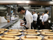 Catorze restaurants amb estrella Michelin de Girona cuinen plegats en el segon ‘Sopar Esperit Fòrum’