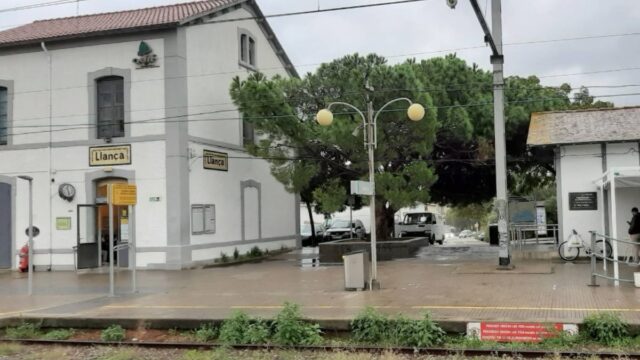 Imatge de l'estació de Llança (ADIF)