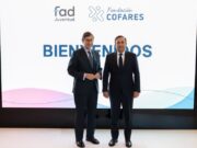 Fundació Cofares i Fad Juventud destaquen el paper de la farmàcia