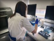 Quirónsalud assoleix un rècord de producció científica i assajos clínics actius