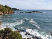Desaparegut un noi de 16 anys a Roses mentre anava amb moto d’aigua